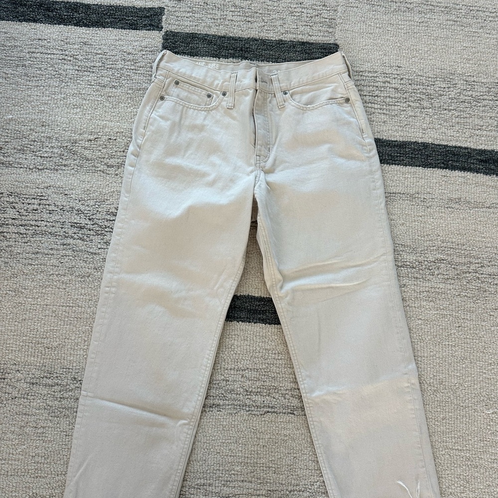 J. Crew Women's midrise classic Straight Leg Jeans in Cream Sz 31 new no tags